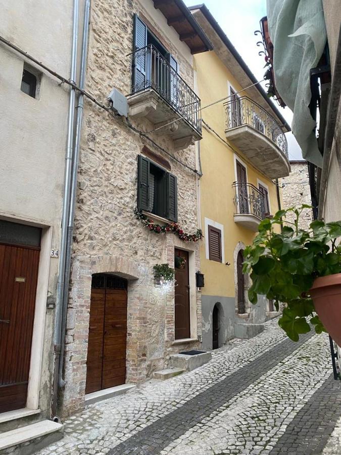 La Casetta Della Nonna Caramanico Terme Exterior photo